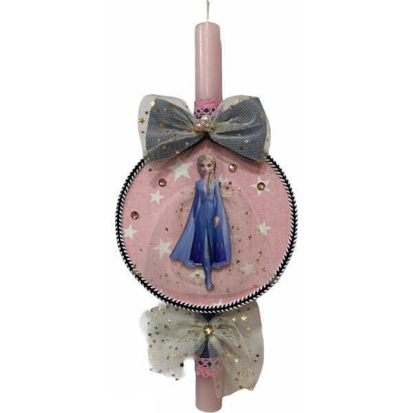 Χειροποίητη λαμπάδα 2021 για κορίτσι με καδράκι Frozen σε ροζ αρωματικό κερί. Ύψος κεριού 30 εκ. Αποστέλλεται σε συσκευασία δώρου.